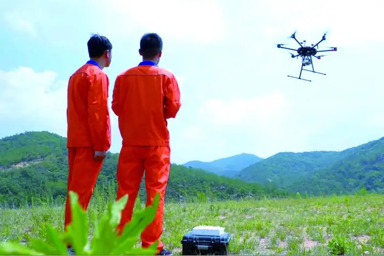 白云无人机倾斜摄影巡检拍摄